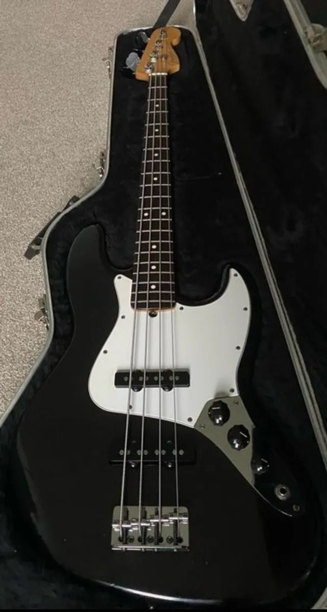 Fender American Jazz Bass - Image 3