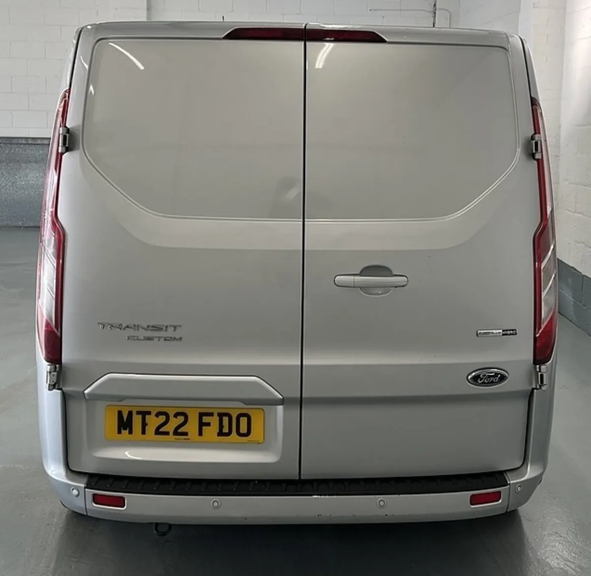 2022 Ford Transit Custom Panel Van - Image 3