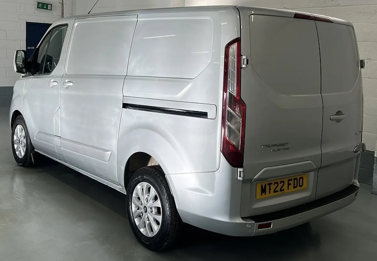 2022 Ford Transit Custom Panel Van - Image 4