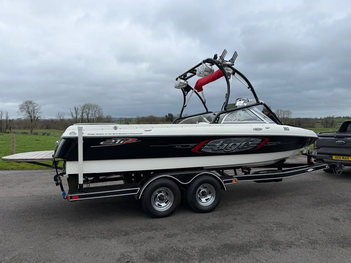 Tige Ski boat in great condition - Image 1