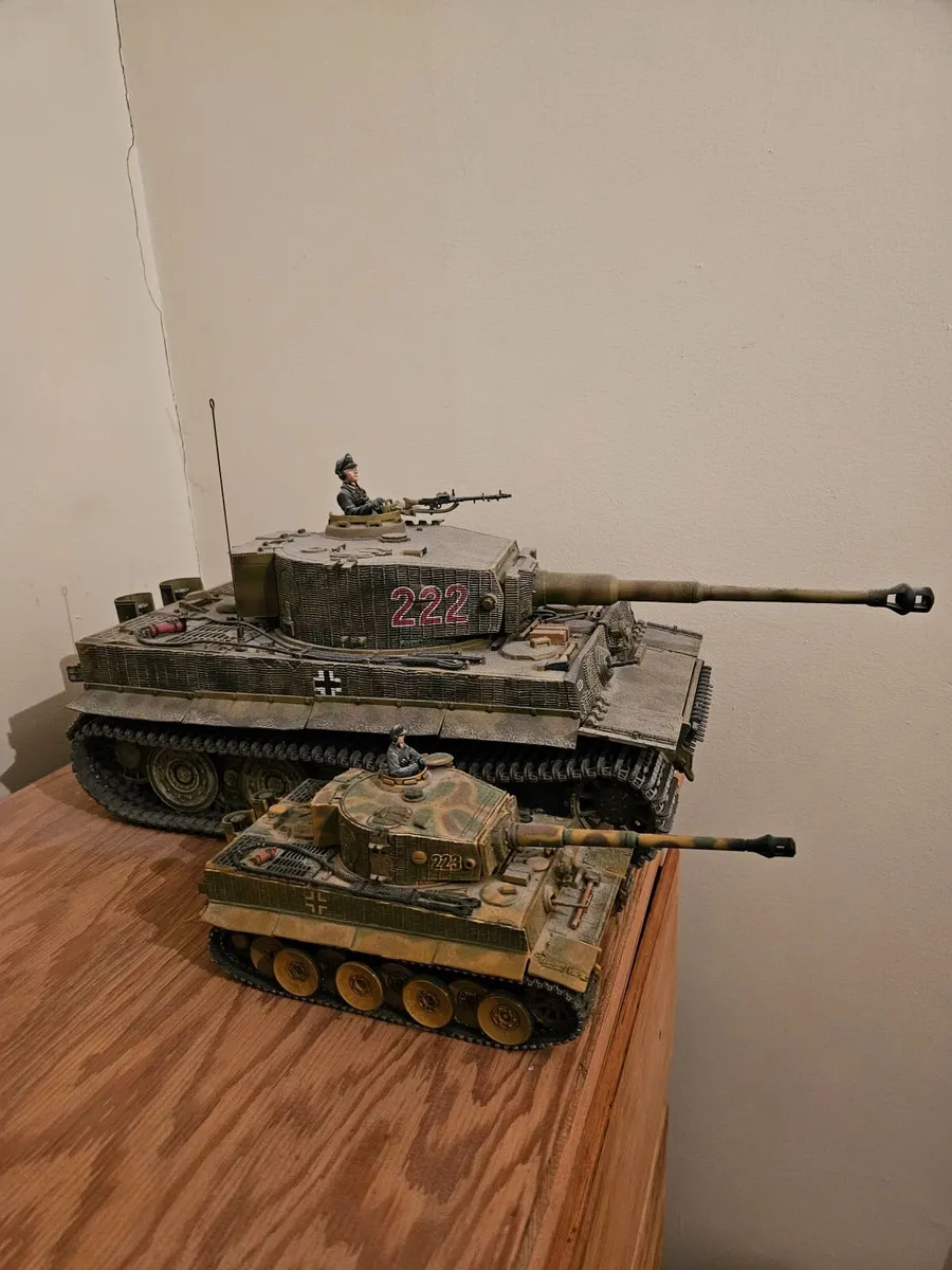 Corgi Forces of Valor German WW2 Tiger 1 1:16 - Image 2