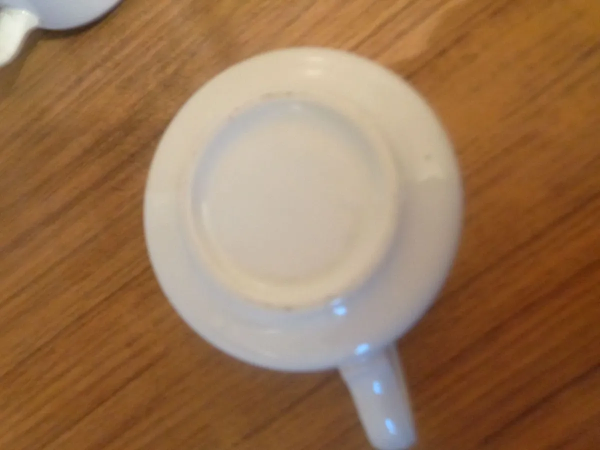 White Cups x 6 for Sale - Image 2