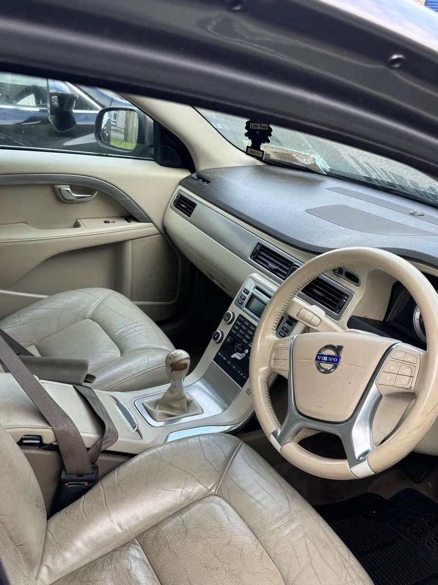 2010 Vovo S80 2.0D - Image 4