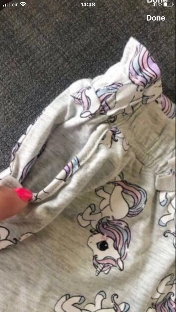 Girls shorts age 2/4 €3 - Image 2