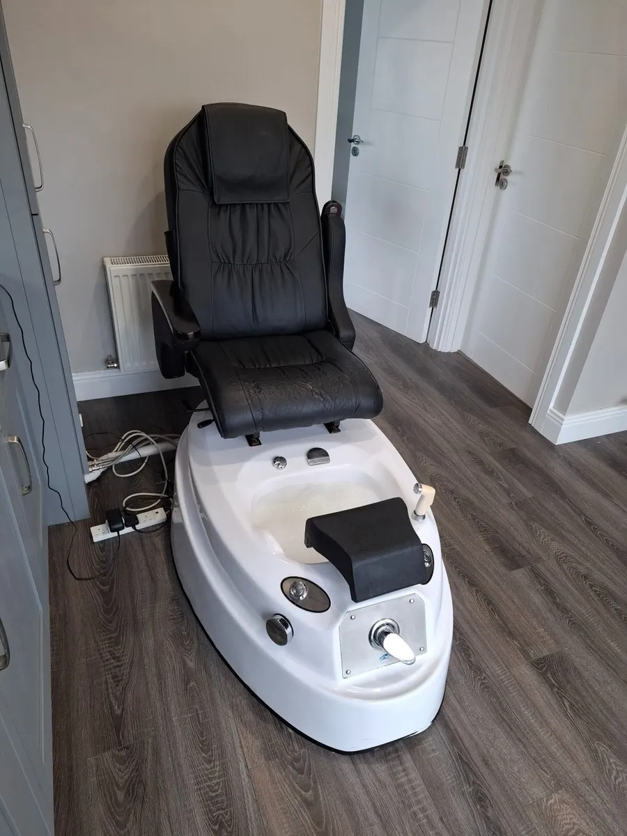 Pedicure Spa Chair - Image 3