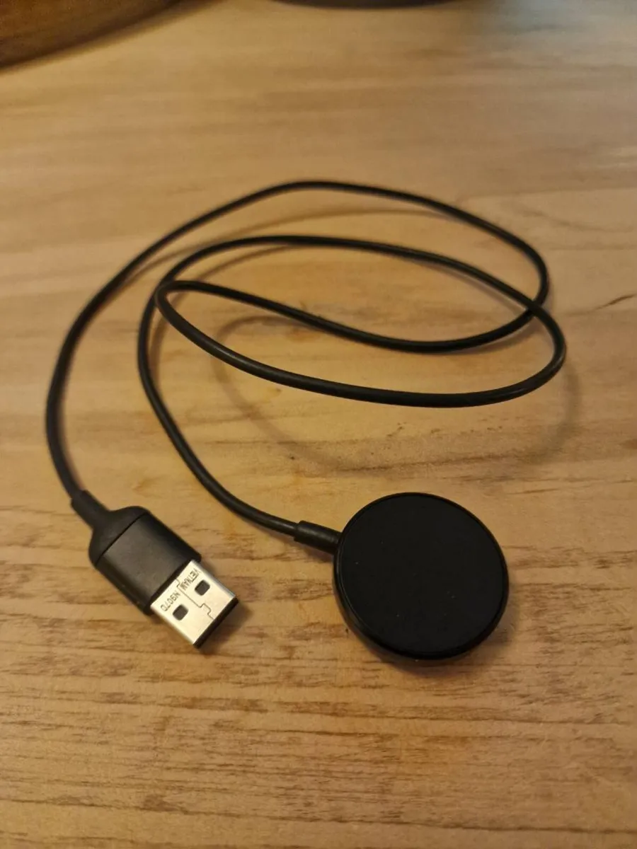 Samsung Wireless Watch Charger - Image 1