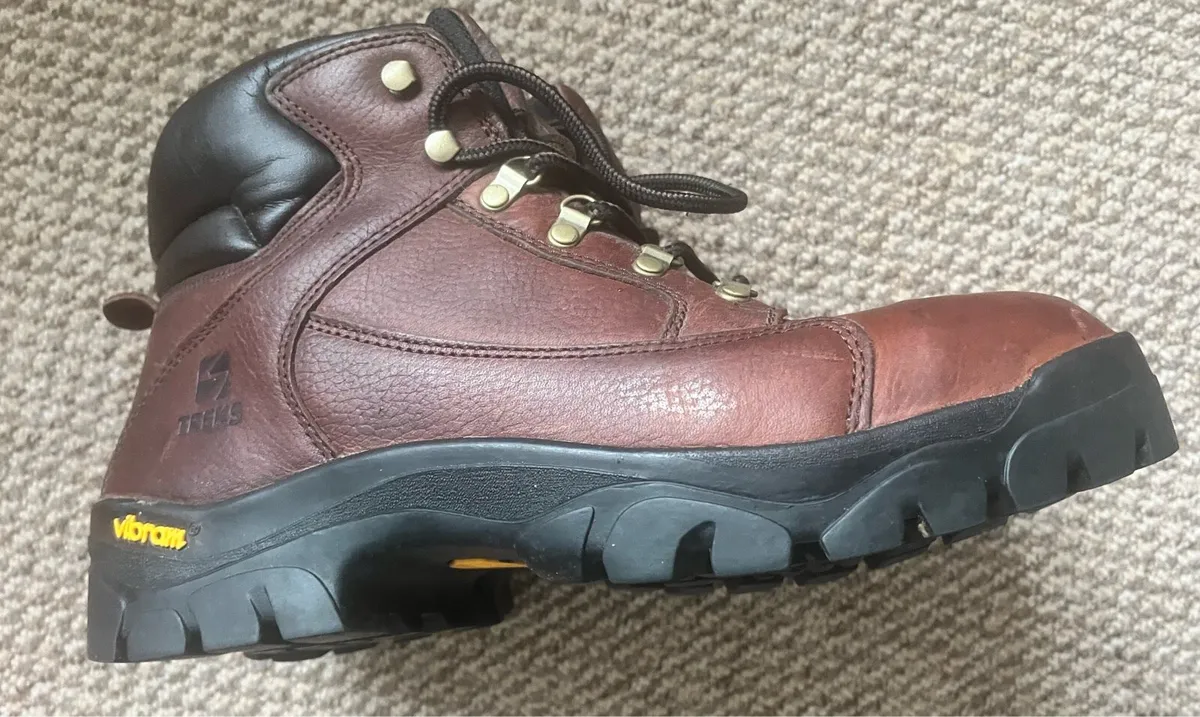 New leather boots - Image 4