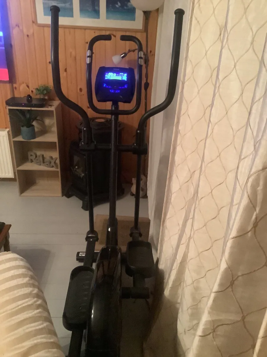Cross trainer - Image 4