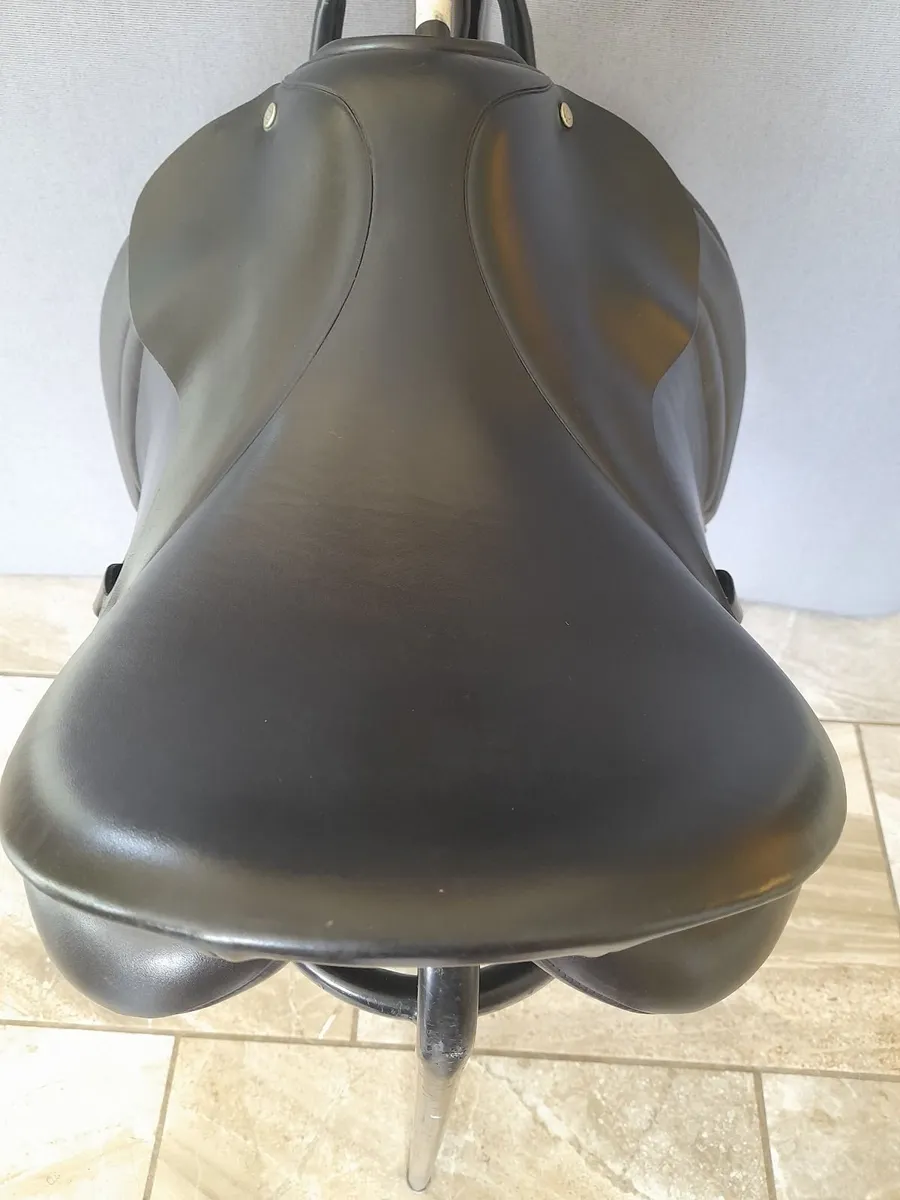 Jeffries Stamford 17inch medium black show saddle - Image 4