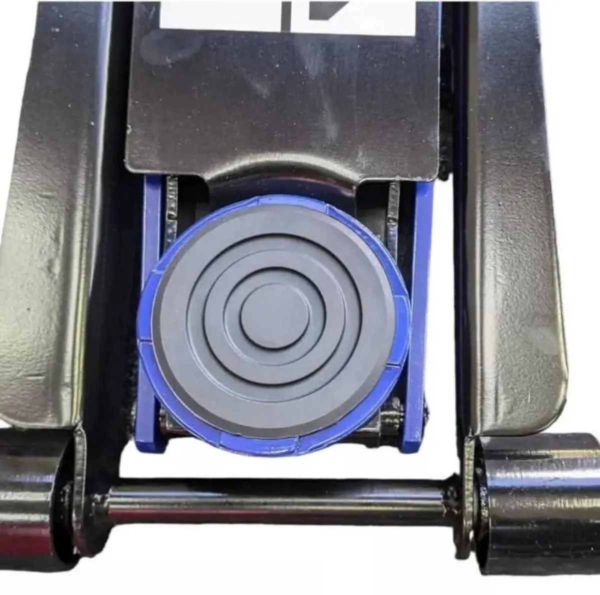 Heavy Duty 4 Ton Ultra Low Profile Trolley Jack - Image 3