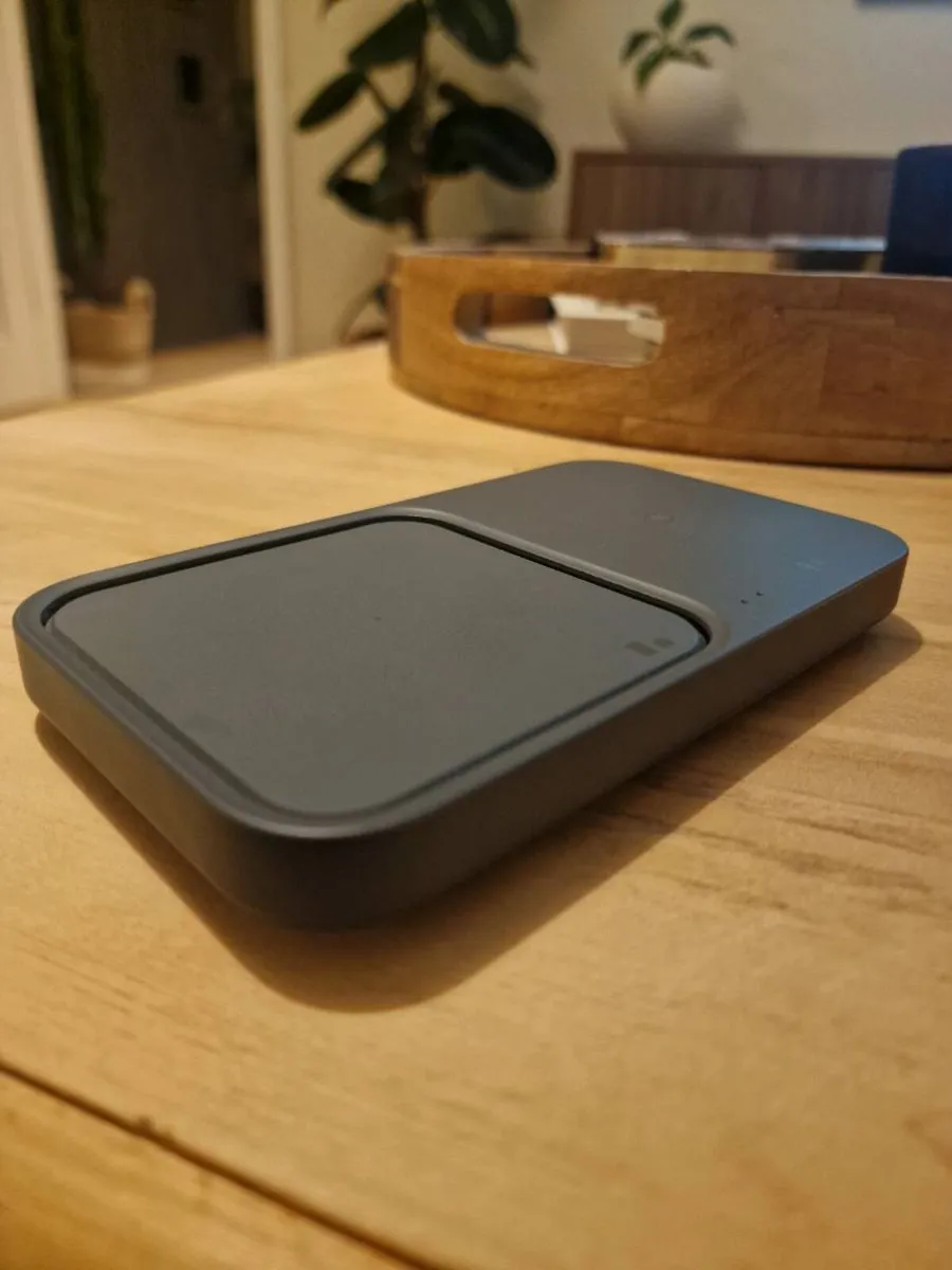 Genuine Samsung Wireless Duo Charger - Image 3