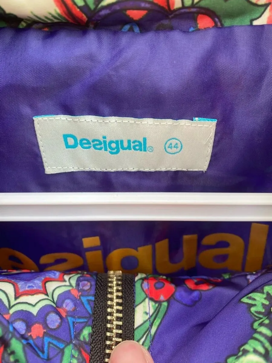 NEW Desigual Windbreaker Jacket, Size 44 - Image 4