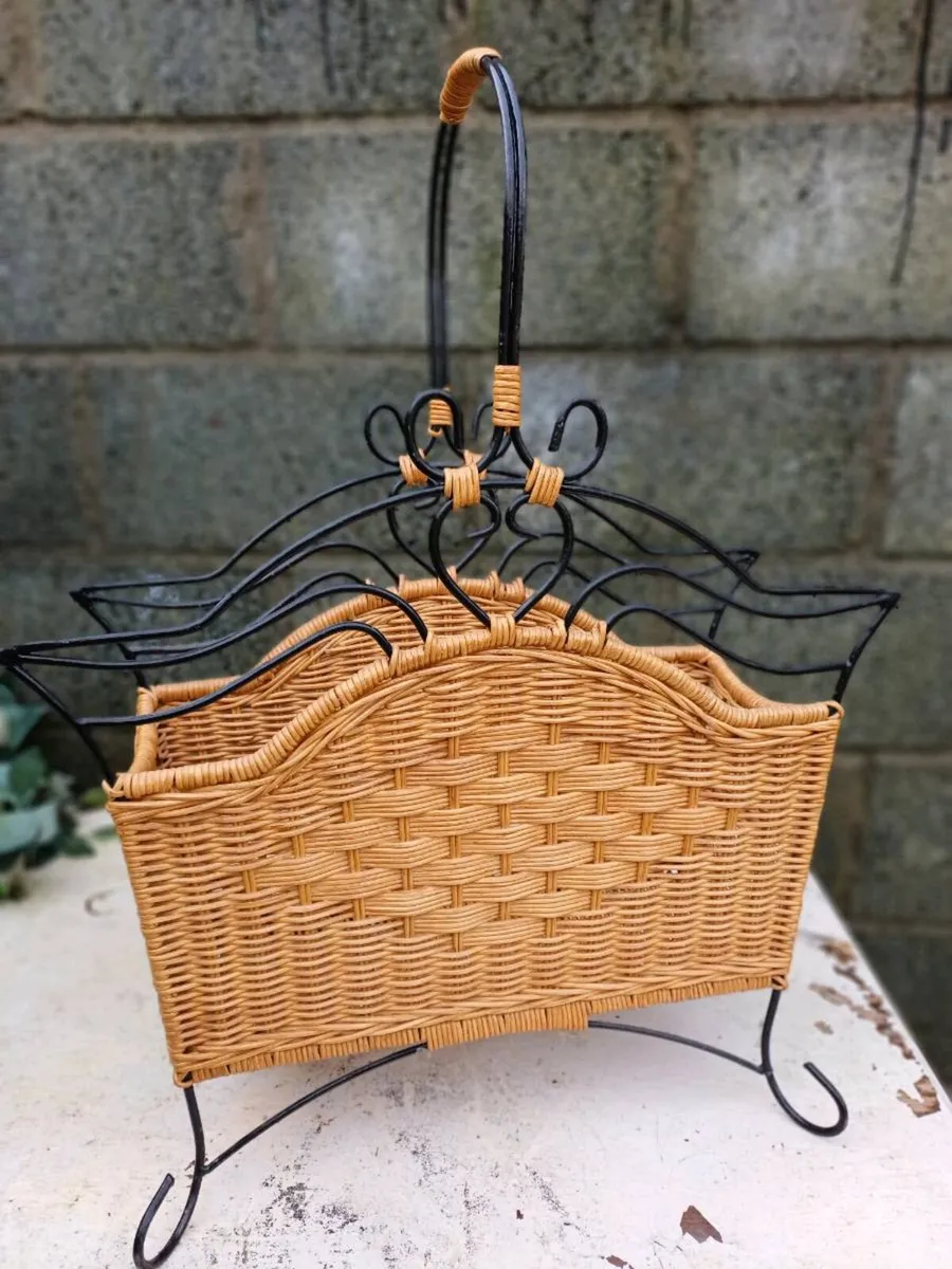 Vintage Magazine Rack - Image 2