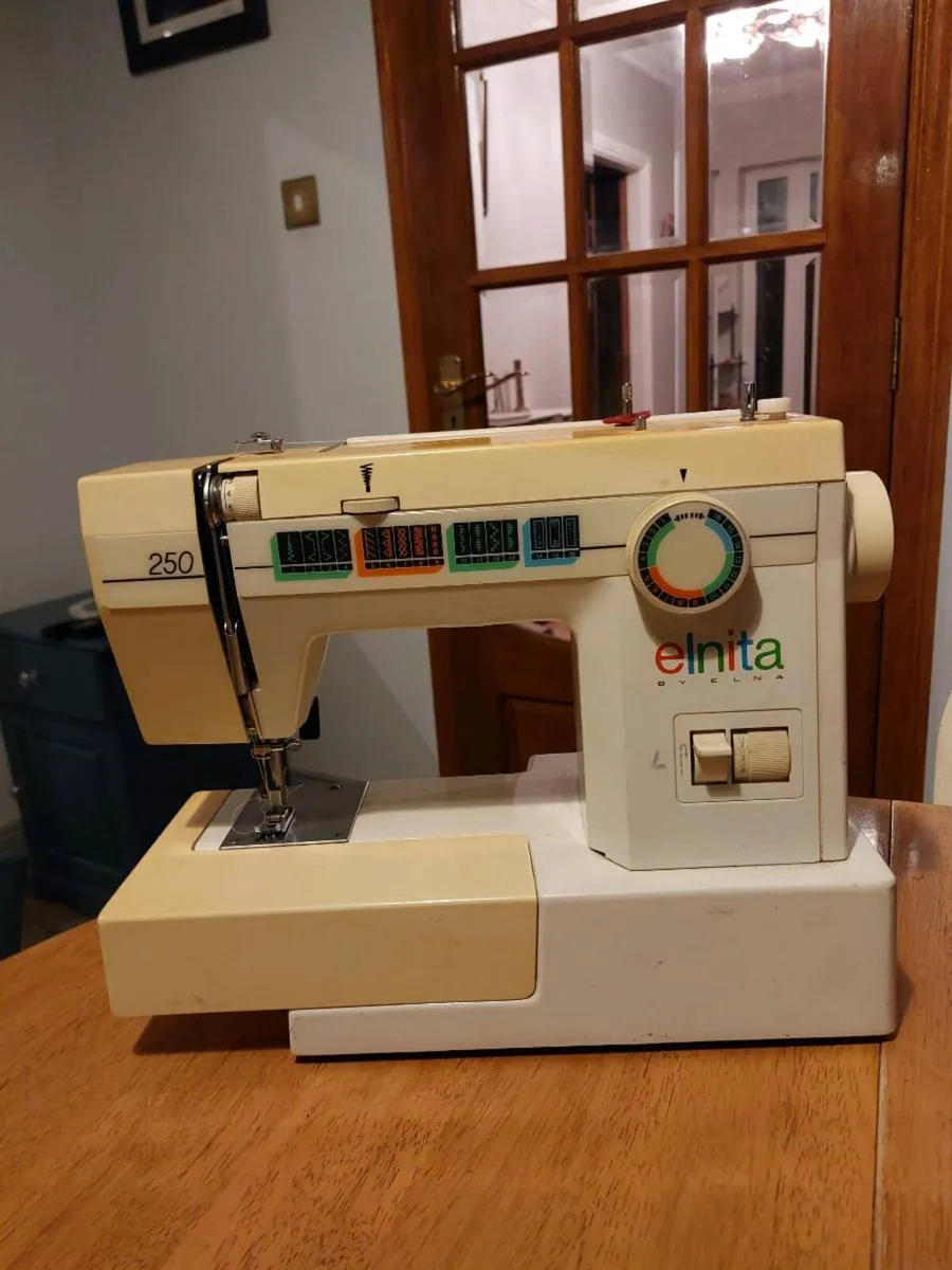 Elnita 250 sewing machine - Image 1