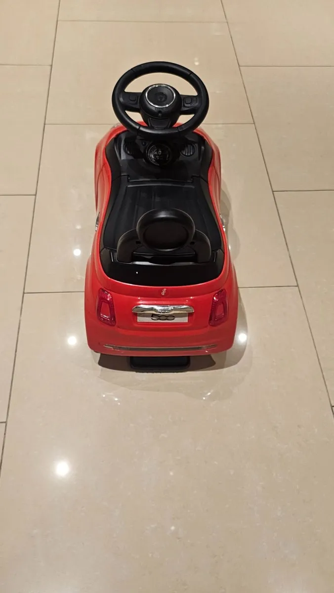 Ride on  car fiat 500 - Image 2