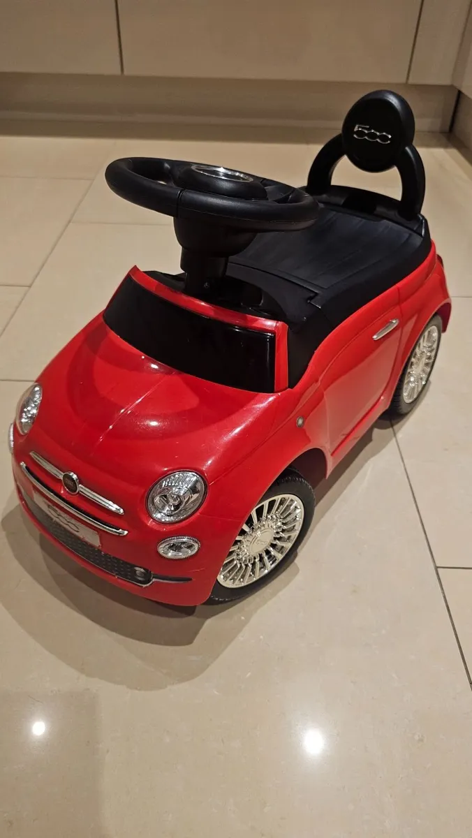 Ride on  car fiat 500 - Image 3