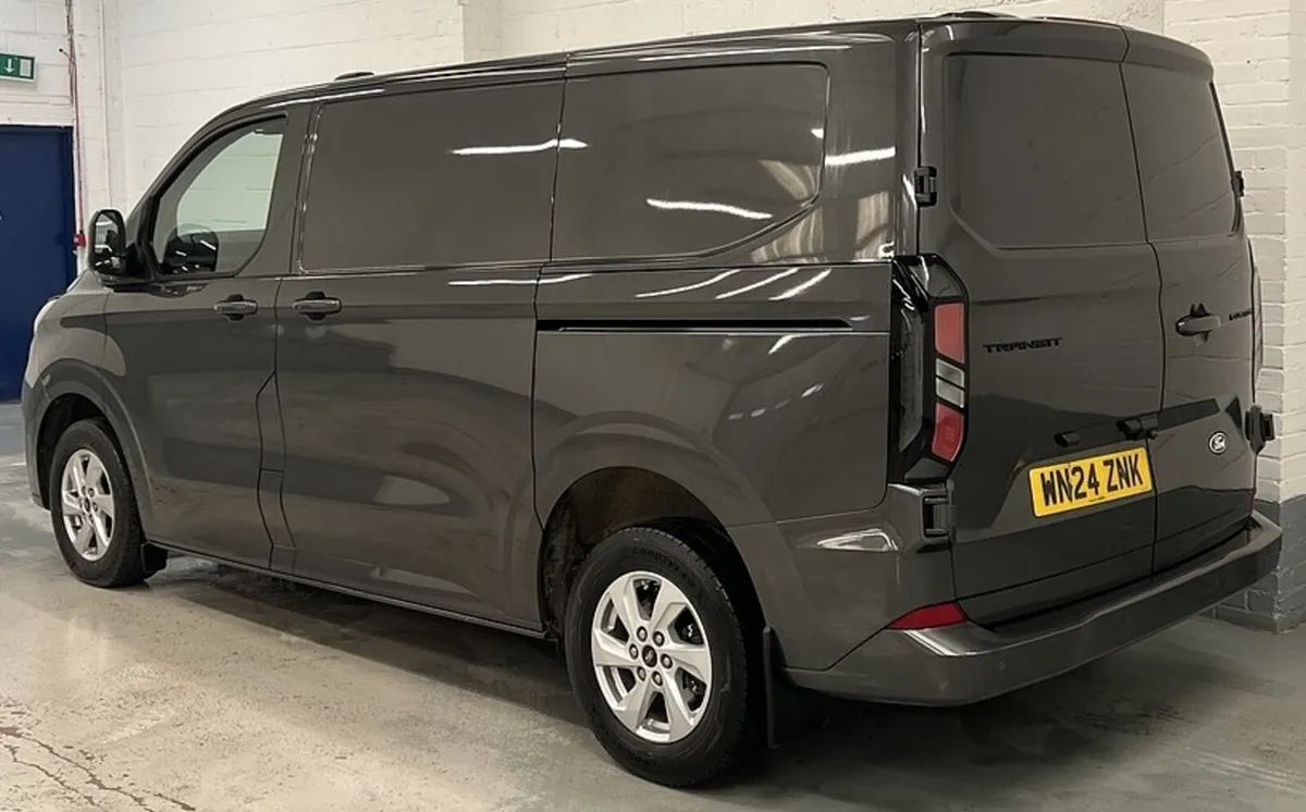 2024 Ford Transit Custom Panel Van - Image 4