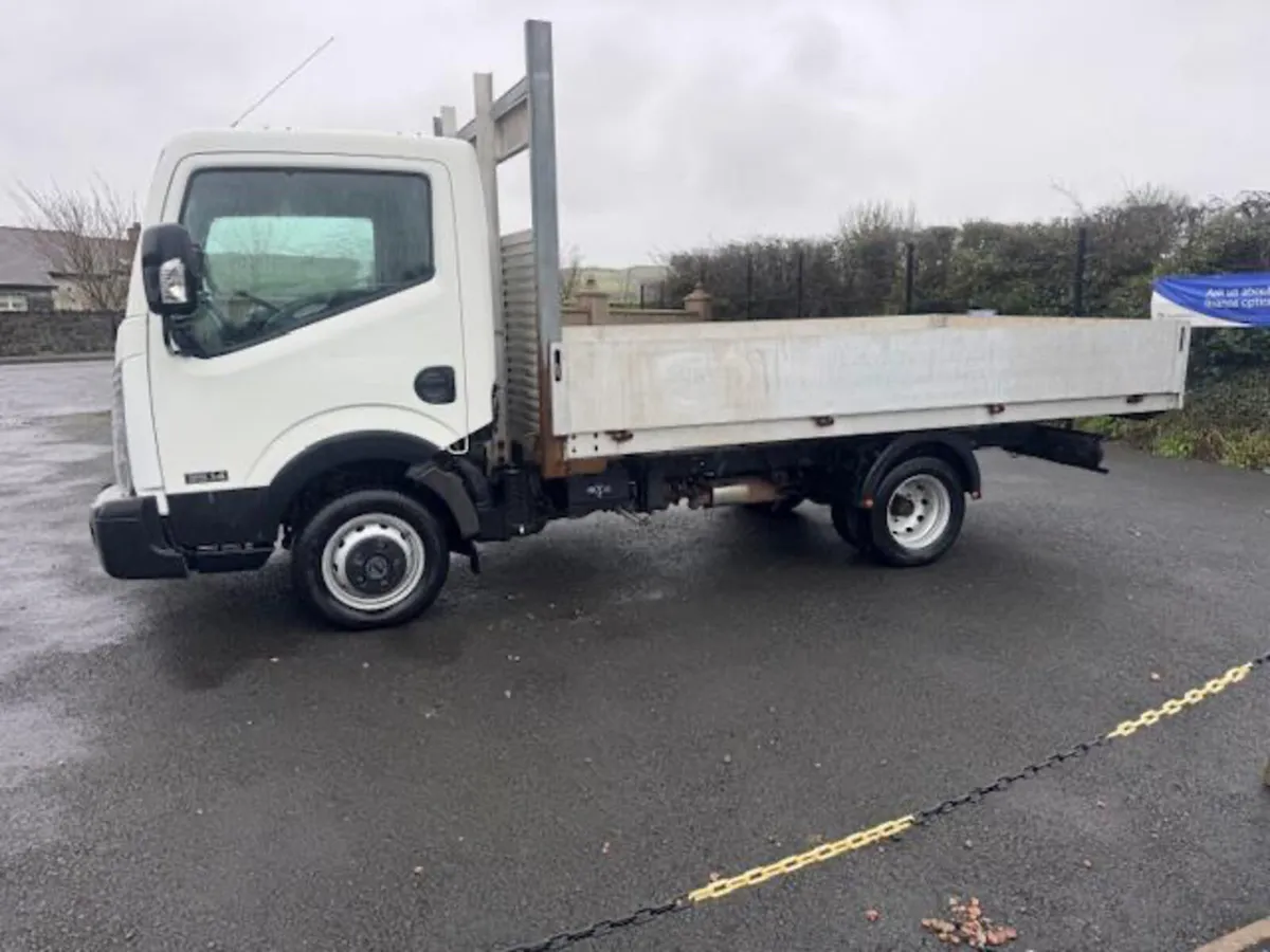 Nissan Cabstar NT 400 - Image 4