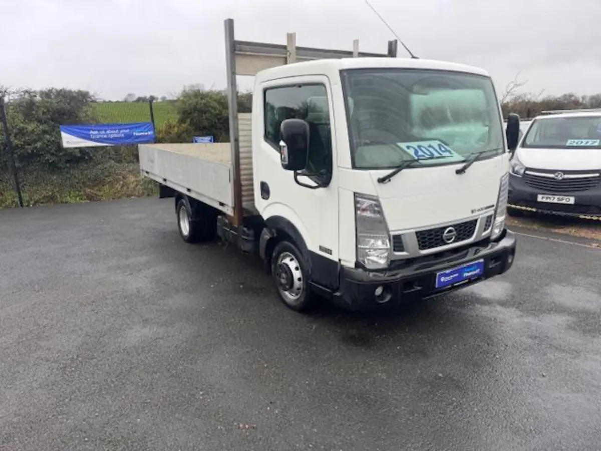 Nissan Cabstar NT 400 - Image 1