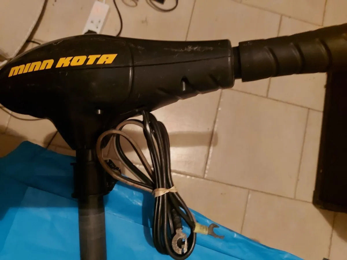 Minn Kota Endura C2 Electric Motor for Boat - Image 2