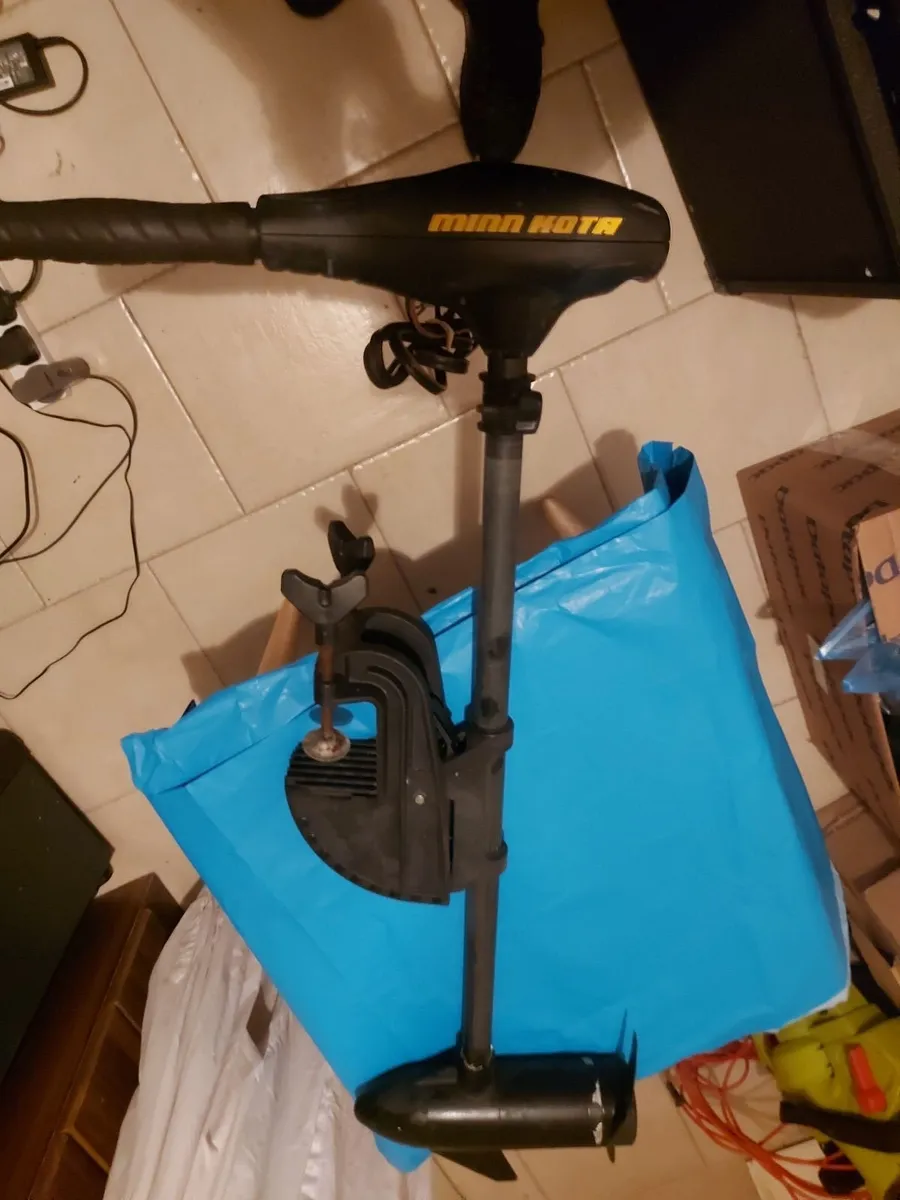 Minn Kota Endura C2 Electric Motor for Boat - Image 1
