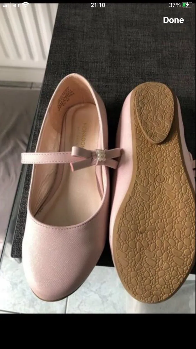 Girls monsoon shoes size 1 €10 - Image 2