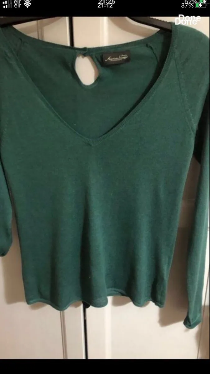 Ladies stunning jumper size S €10 - Image 1