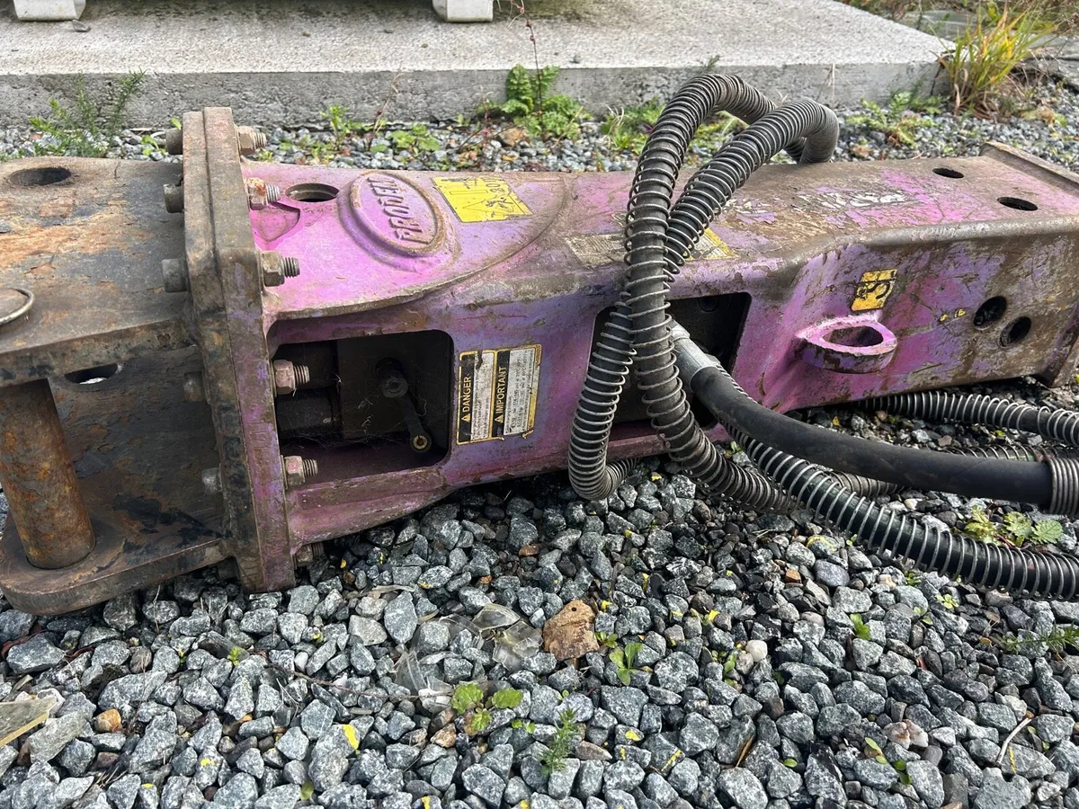 Prodem rock breaker like new 40mm pins - Image 2