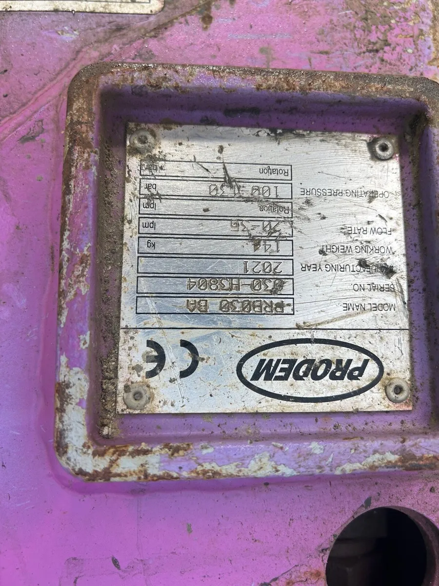 Prodem rock breaker like new 40mm pins - Image 4