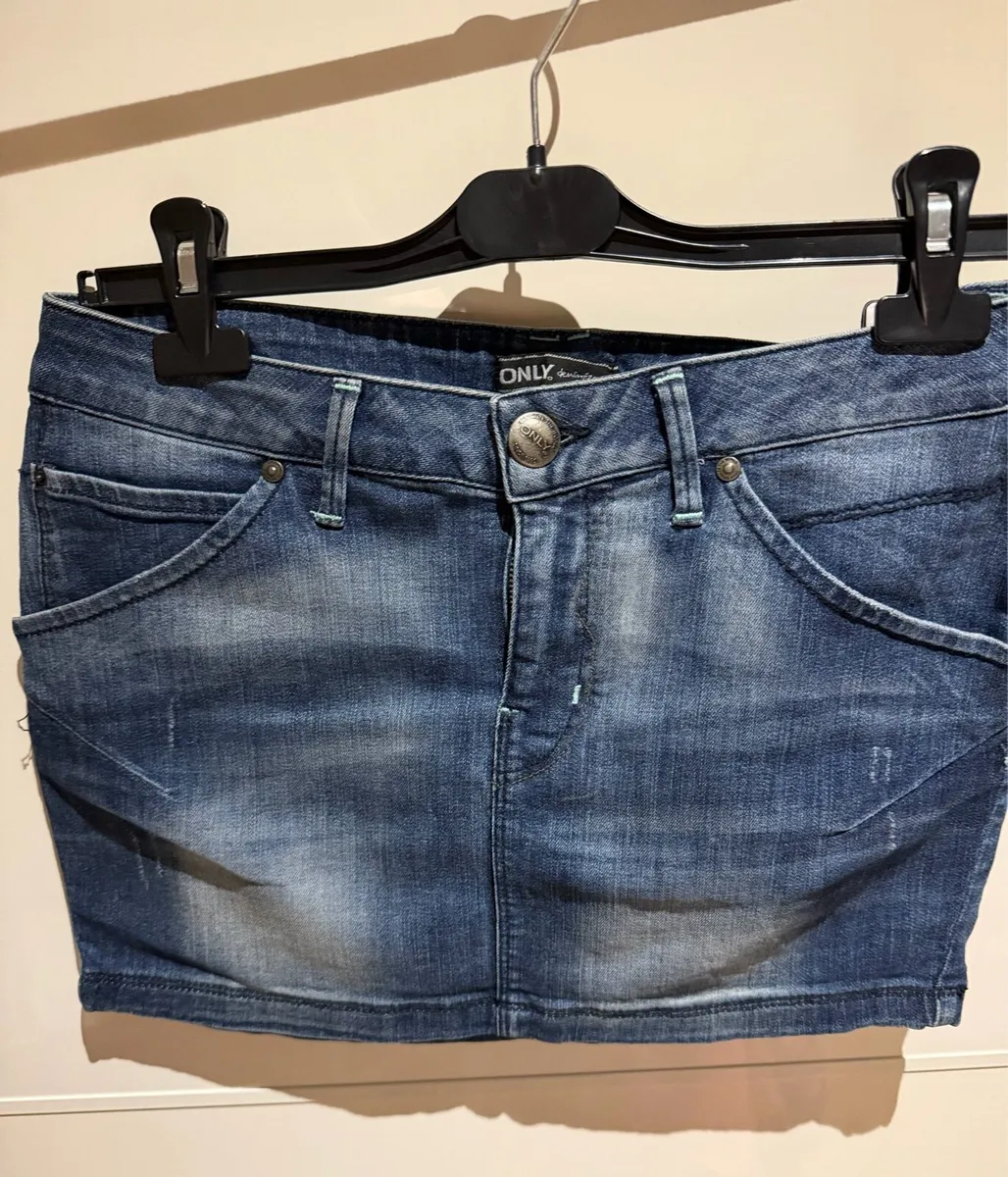 Only Short - Image 2