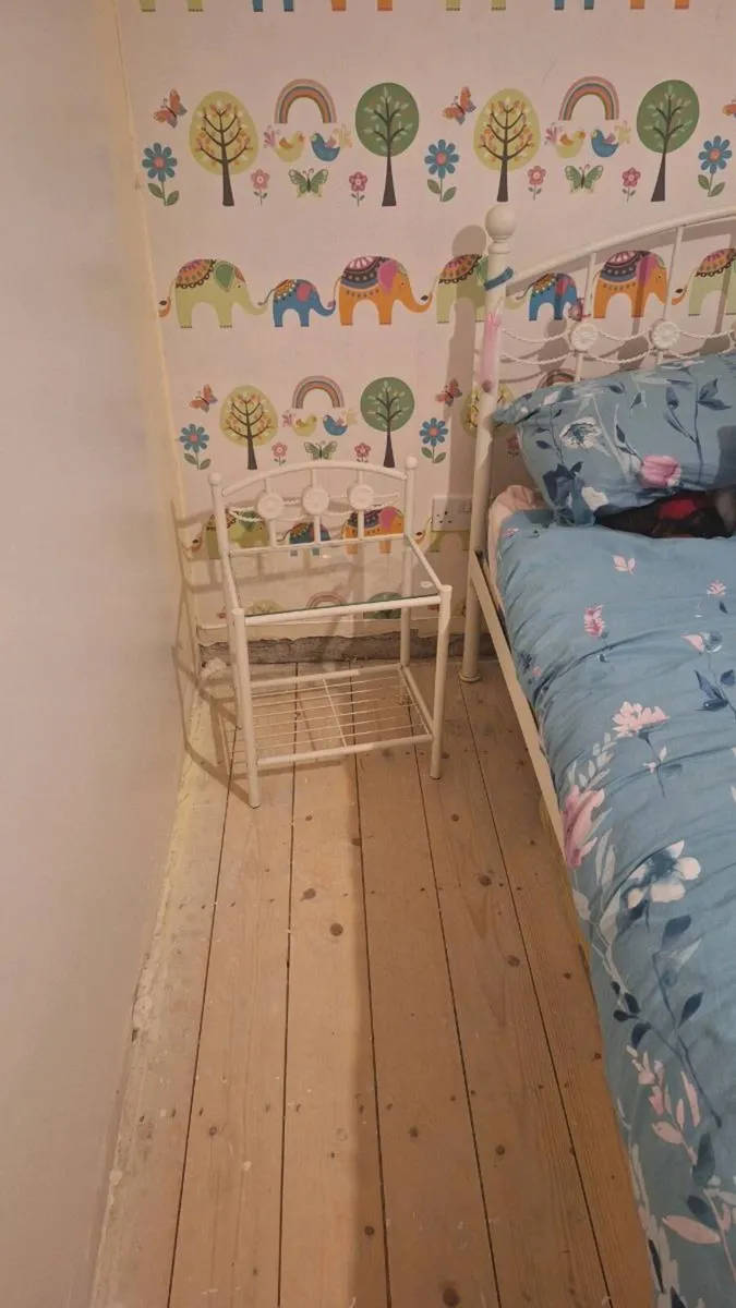 Double bed - Image 3