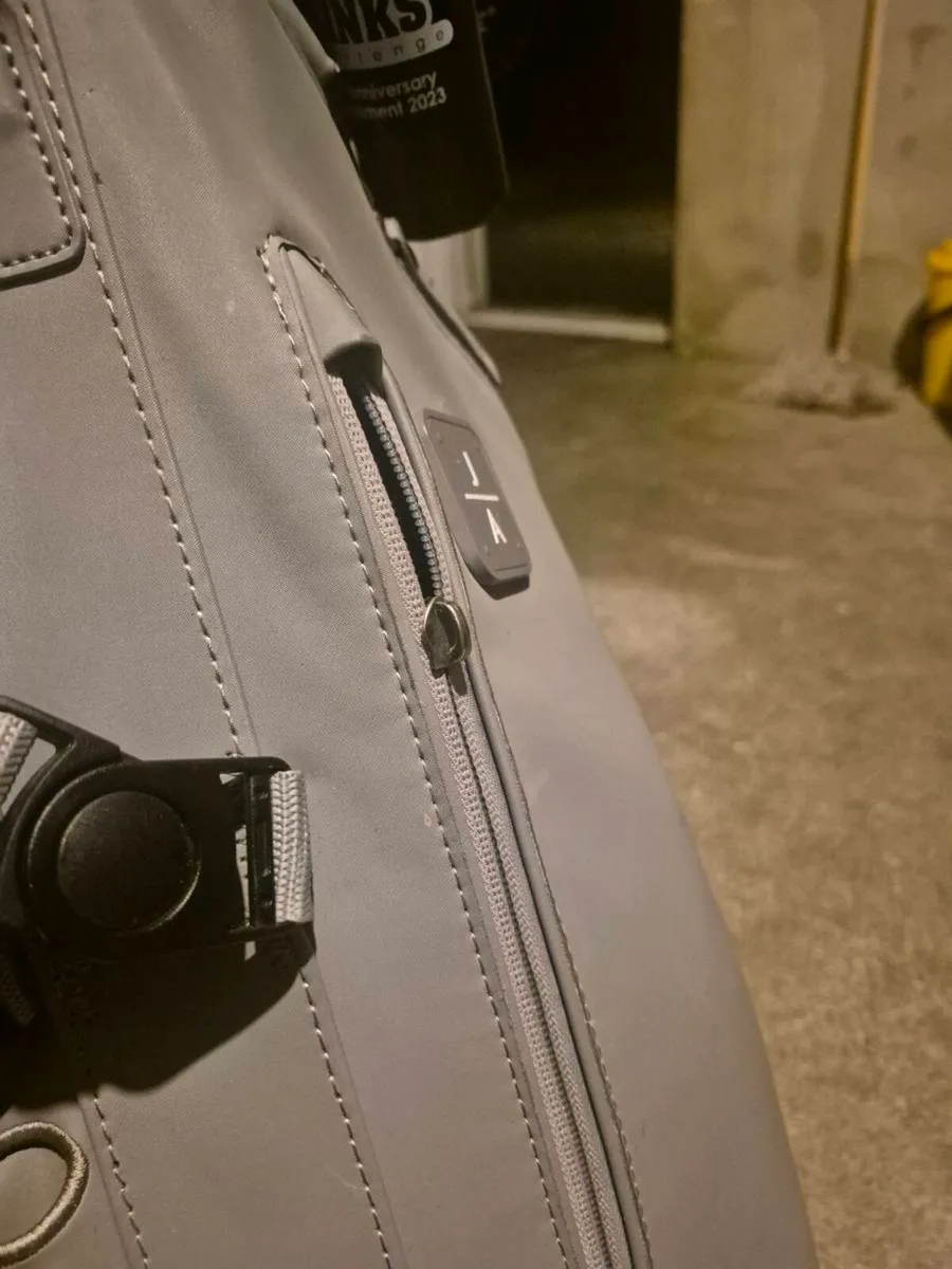 Stitch Golf bag - Image 4