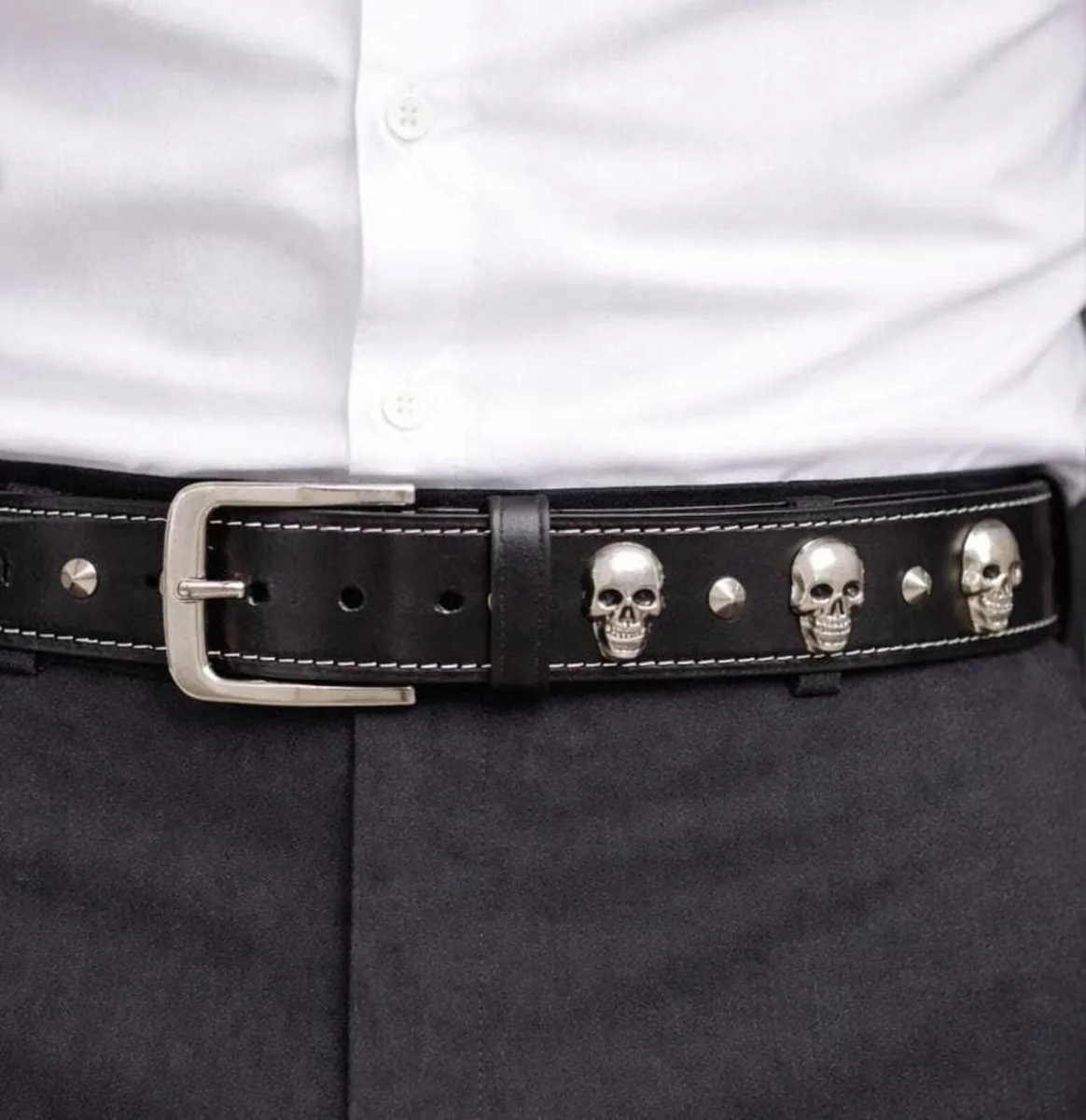 Unisex Black Skull Studded Leather Belt - Image 4