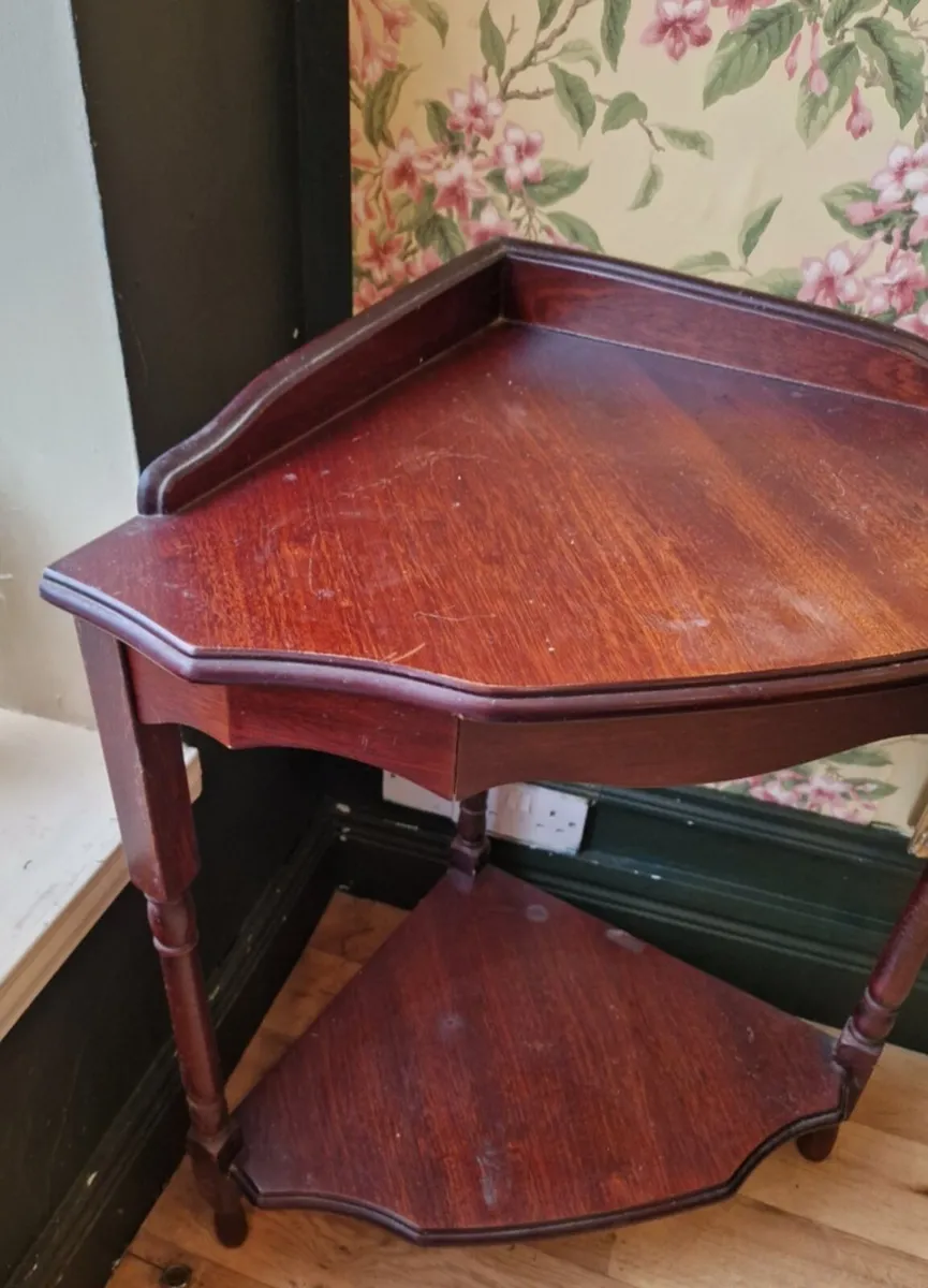 Corner Table - Image 2