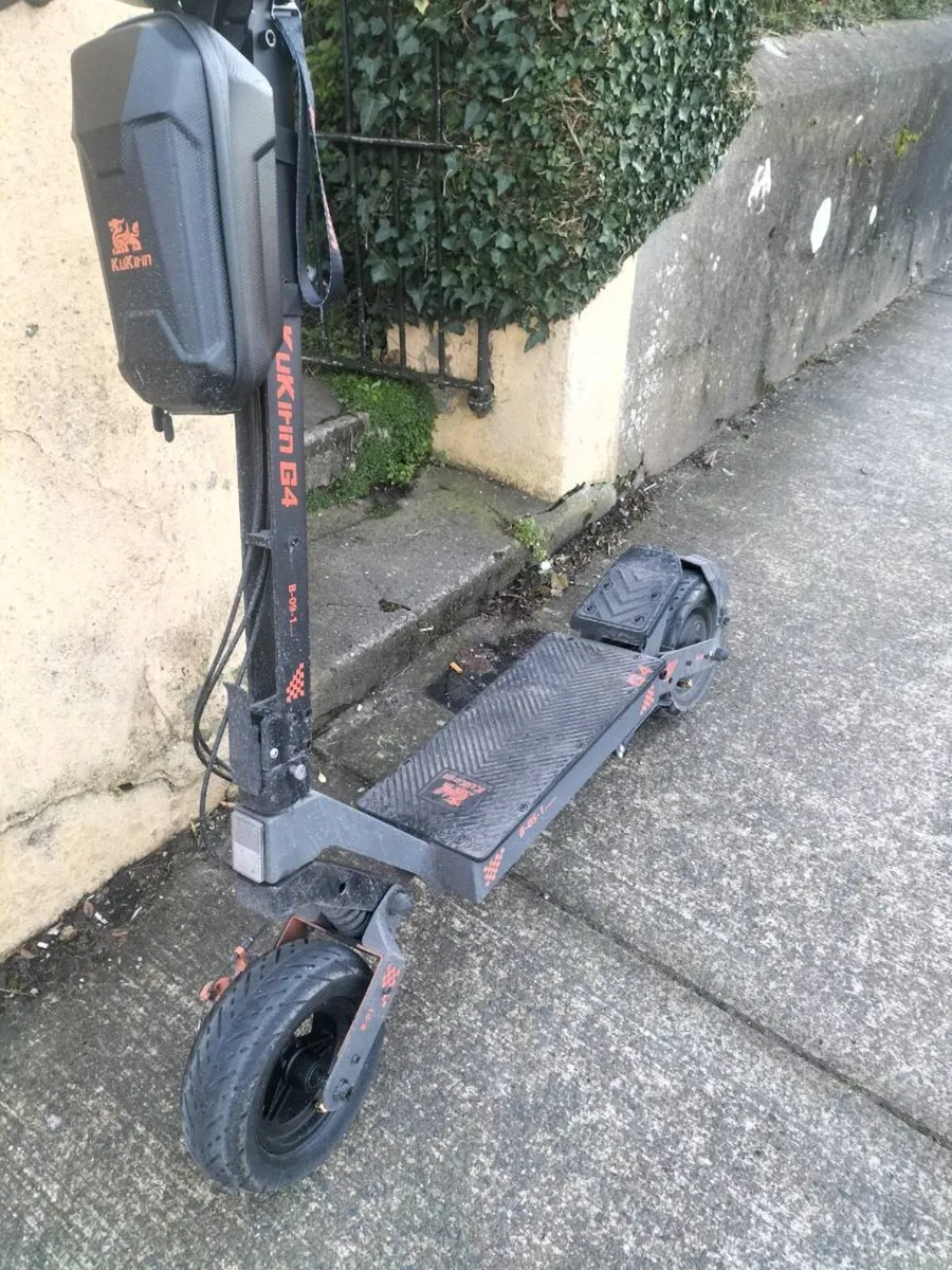 Electric Scooter G4 - Image 3