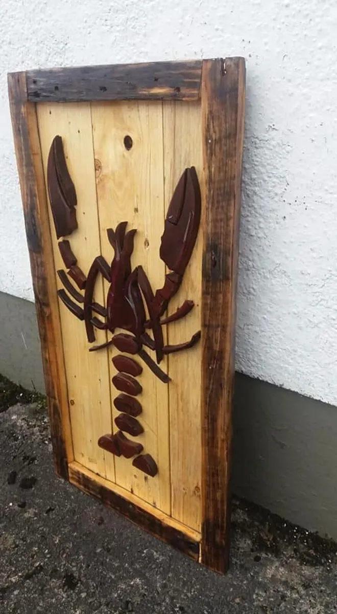 Rustic hardwood spiny lobster woodart - Image 4