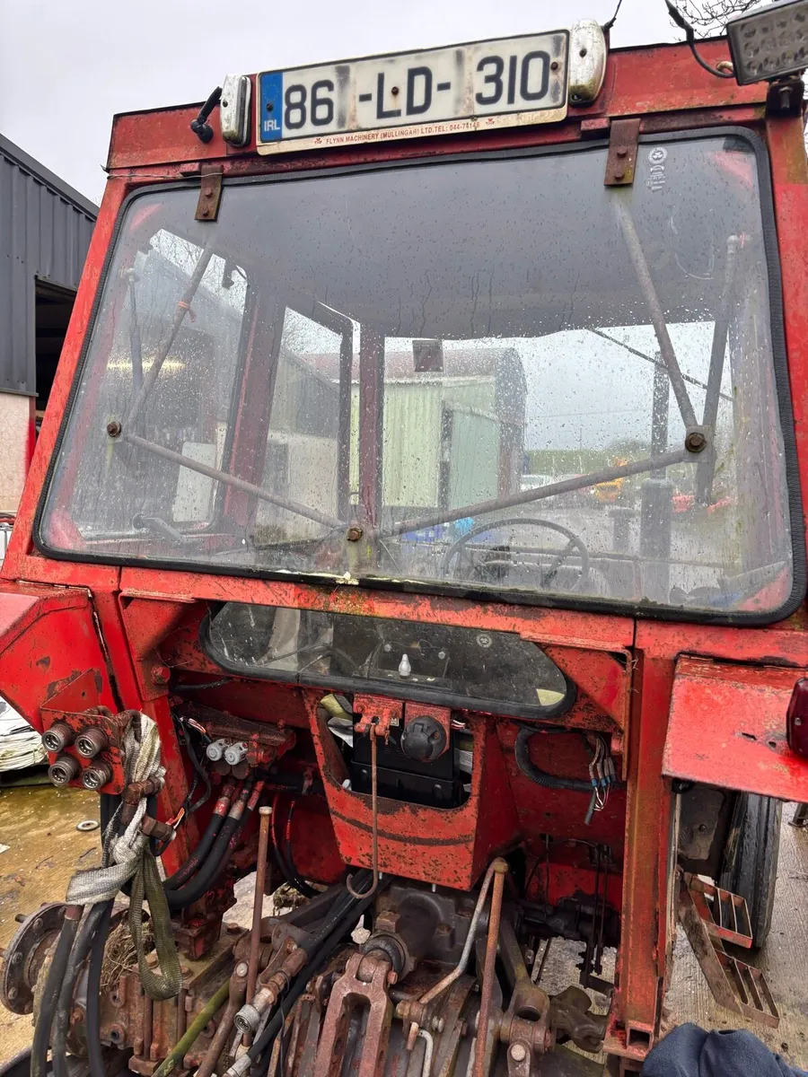 Massey 290 cab parts - Image 2