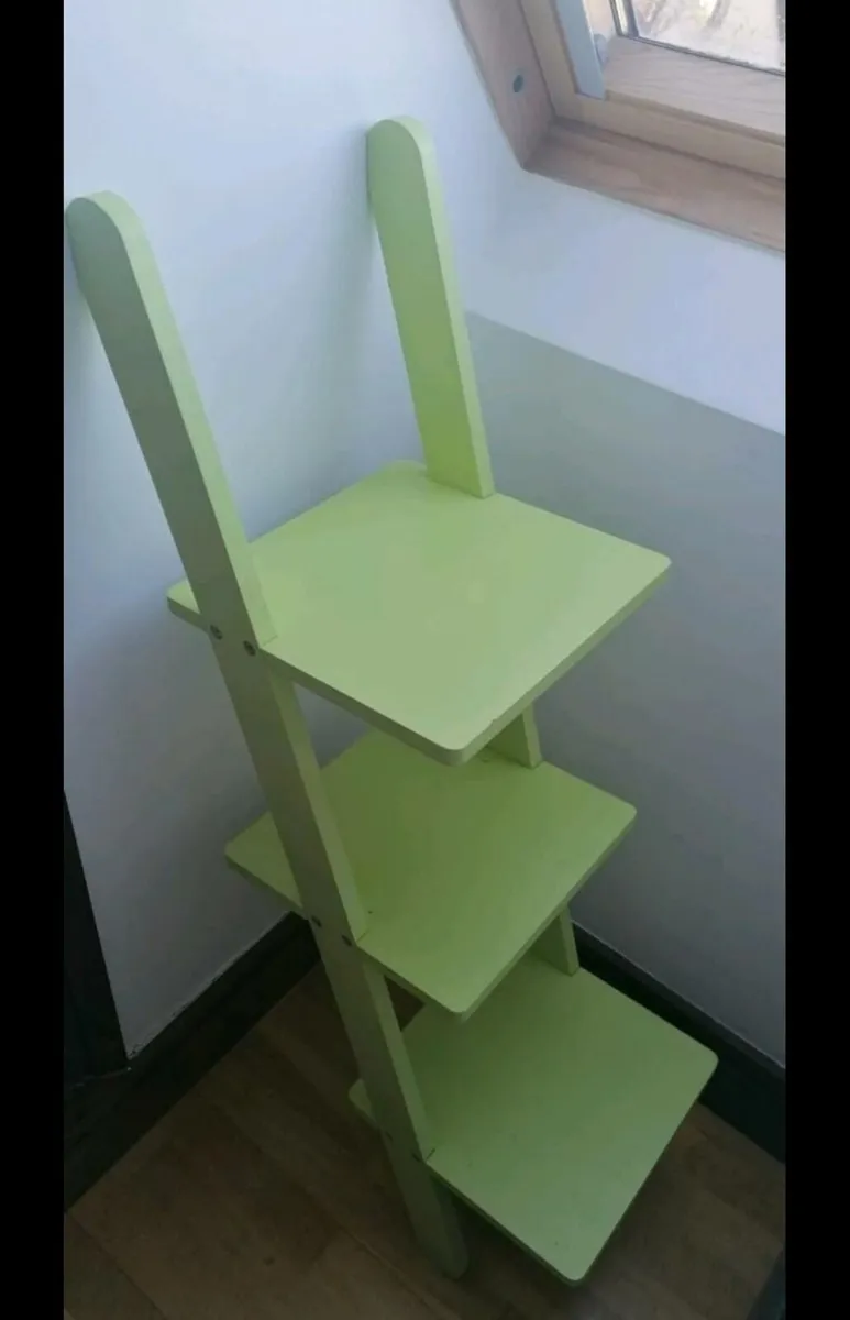 Ladder Shelves - Image 2