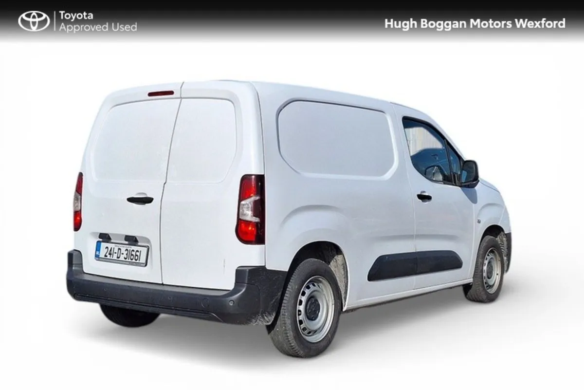 Toyota Proace City 1.5 GX SWB 650KG, VAN IN MINT C - Image 1