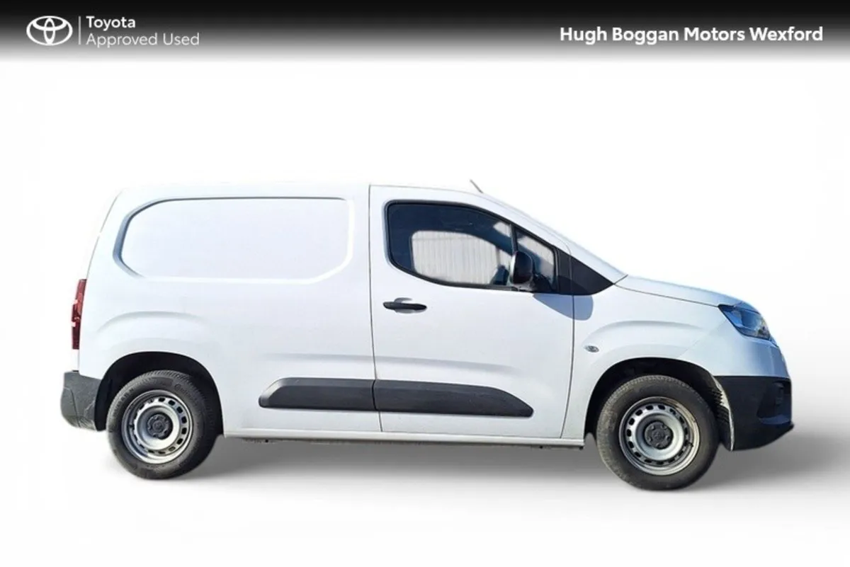 Toyota Proace City 1.5 GX SWB 650KG, VAN IN MINT C - Image 3
