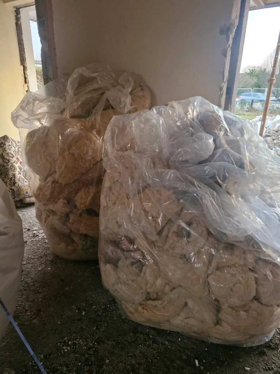 Fibreglass insulation mix of old & fairly good/new