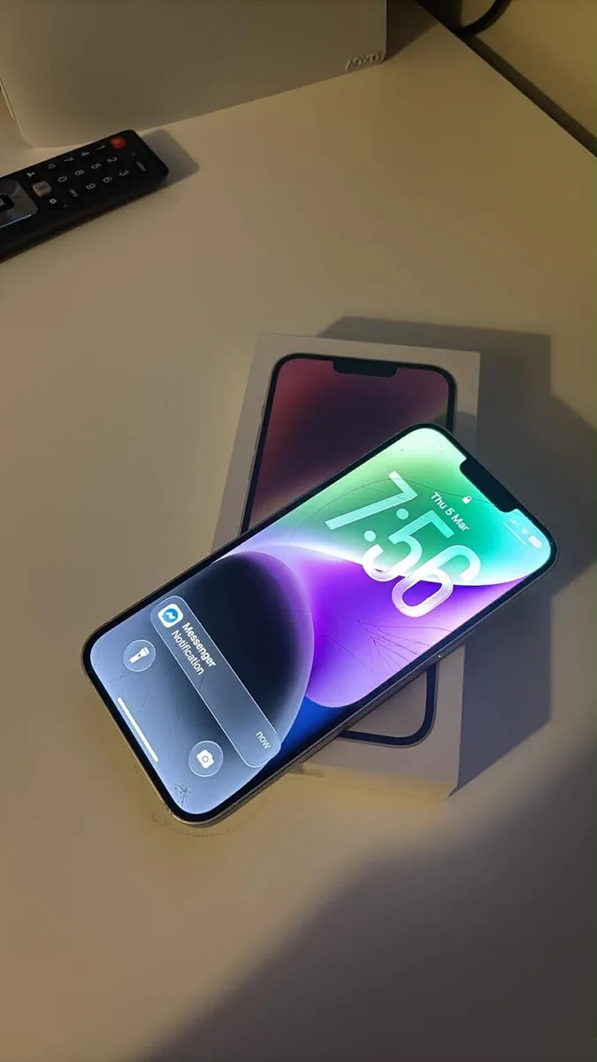 iPhone 14 Plus sim free 128GB with box - Image 2