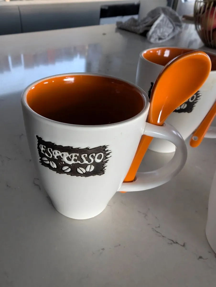 5 cups with spoons - Image 2