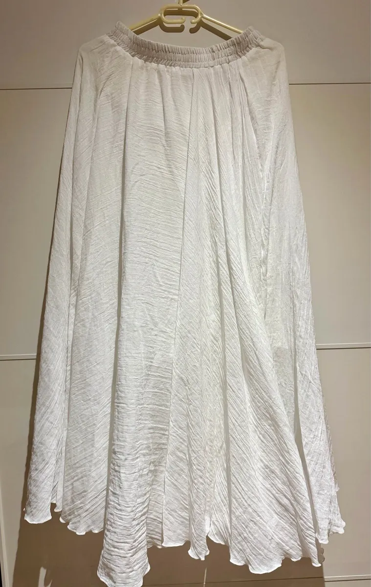 Long skirt - Image 1