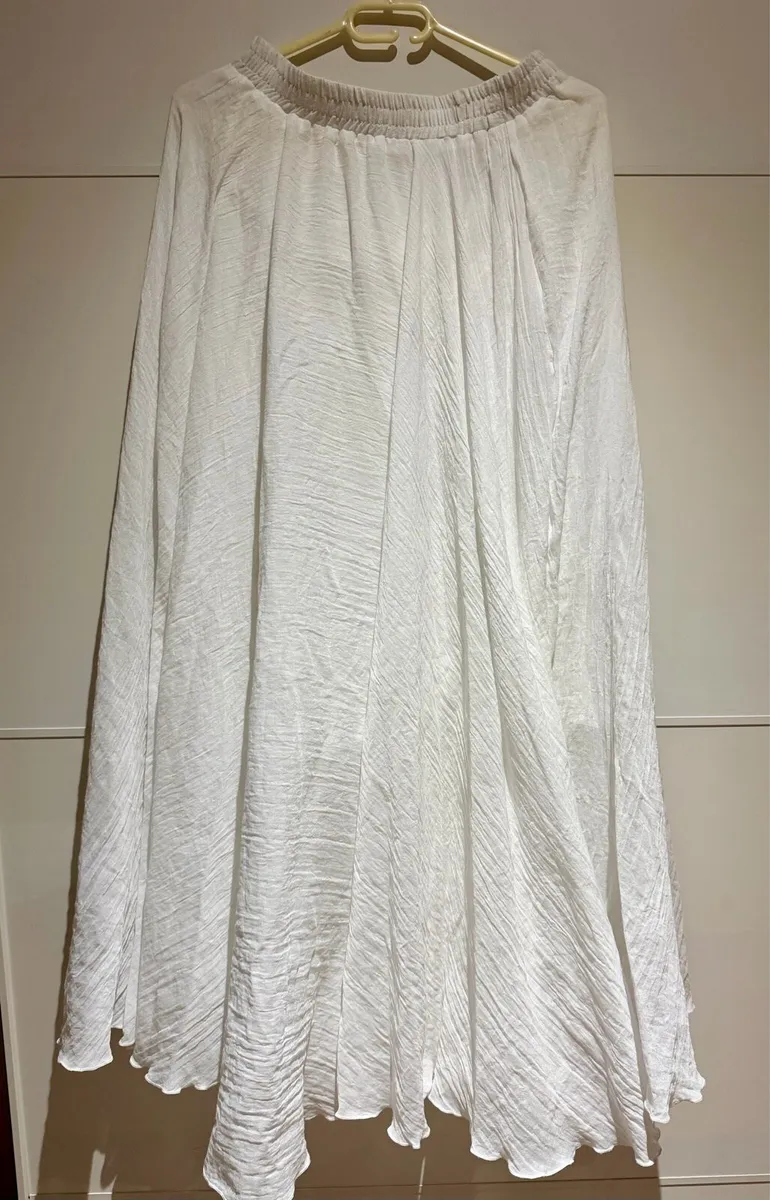 Long skirt - Image 3