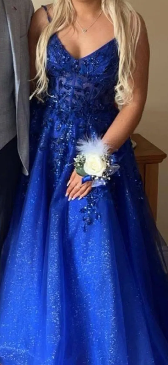 Debs dress - Image 3