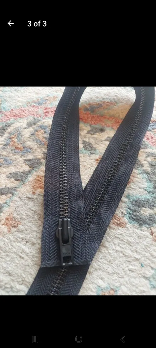 Zips. - Image 1