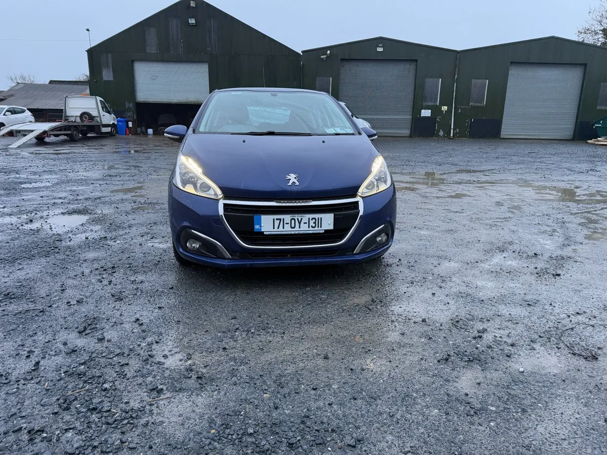 2017 Peugeot 208 Diesel - Image 4