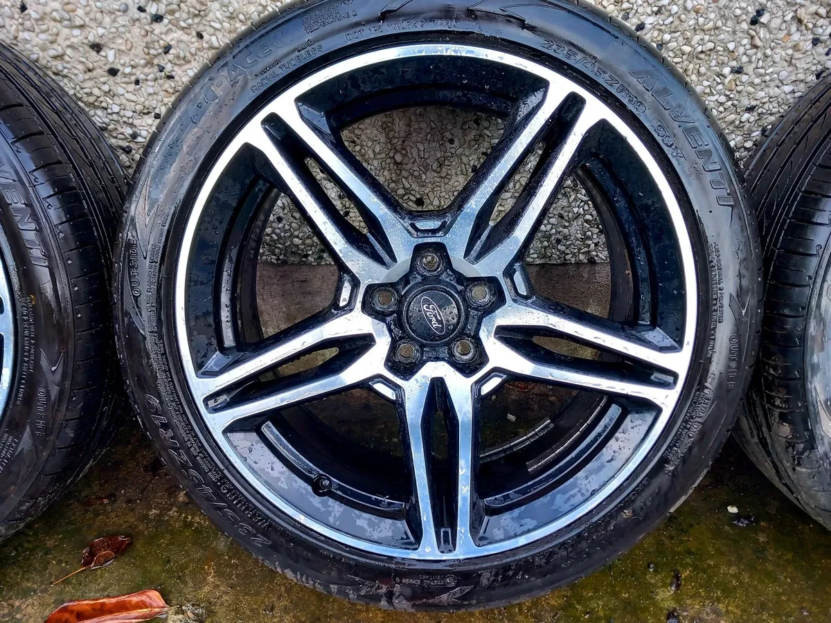 OEM Kuga ST-Line Alloys 19inch 5x108 - Image 4