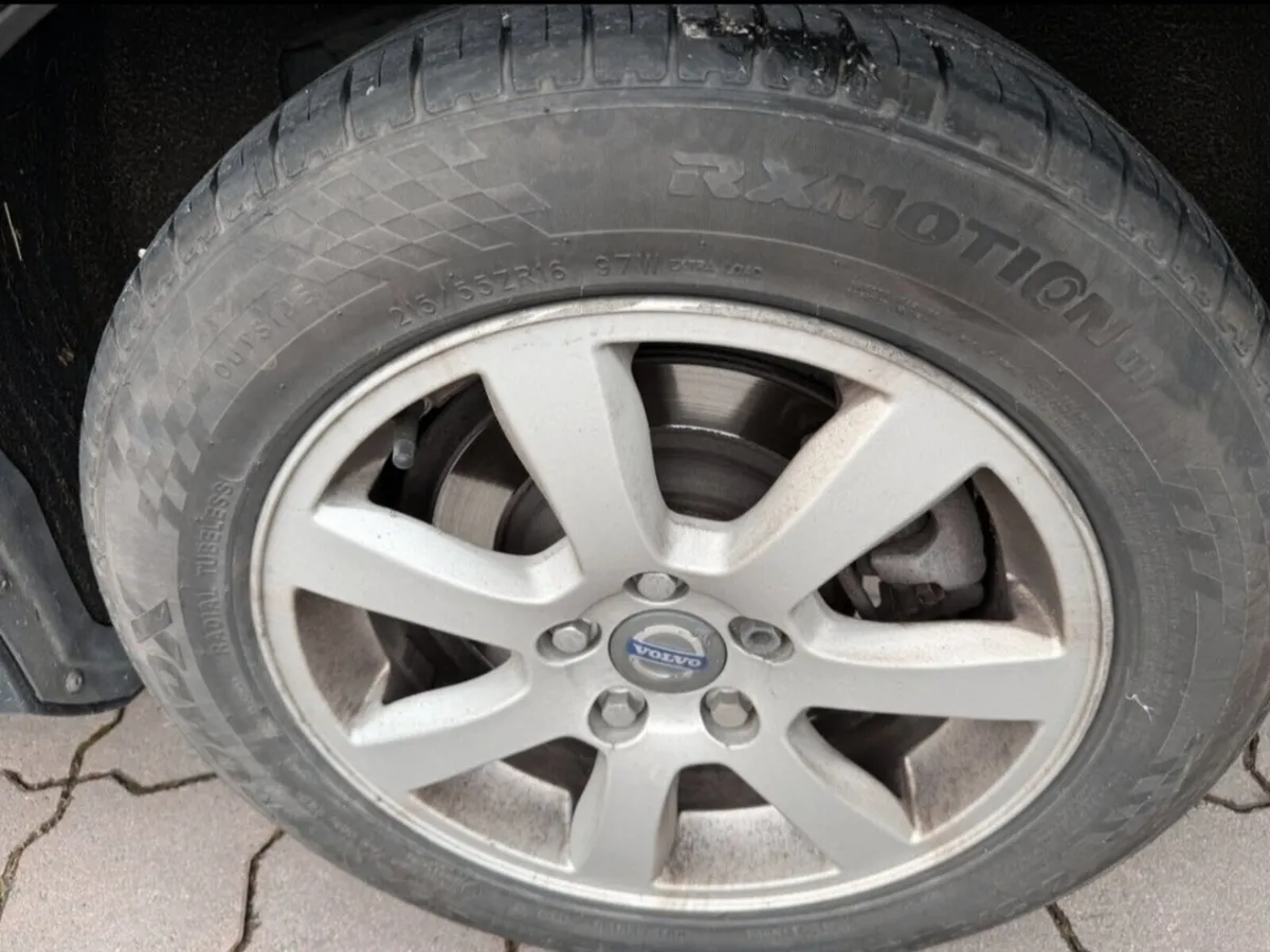 Volvo alloys wheels 215/55/r16 - Image 2